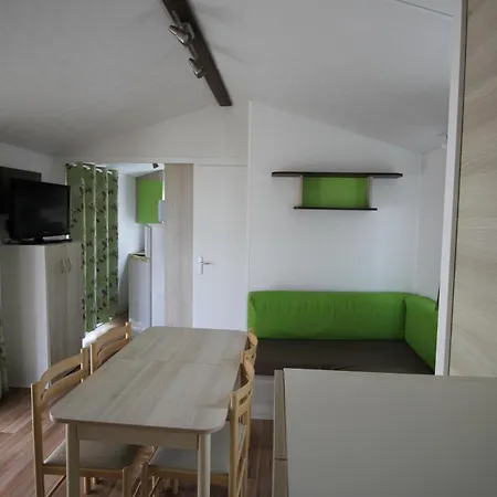 Land's Hause Par La Conciergerie Francaise Emplacement E14 아파트